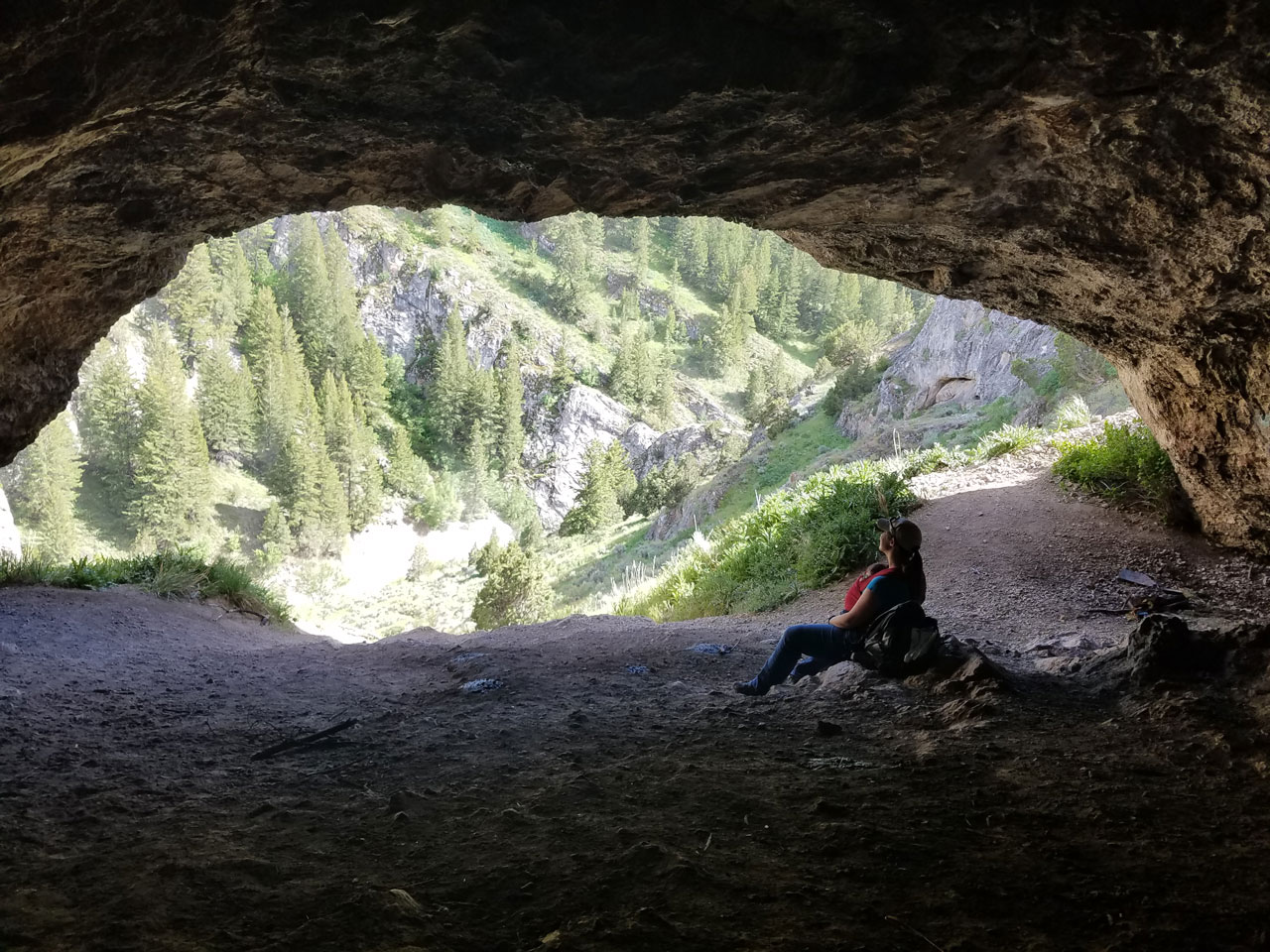 40 Horse Cave Cave and Hike near Firth, Idaho Free Arenas