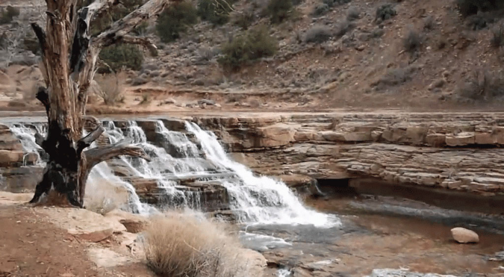 Toquerville Falls Dive, Hike, Mountain Bike, and Swim near La Verkin