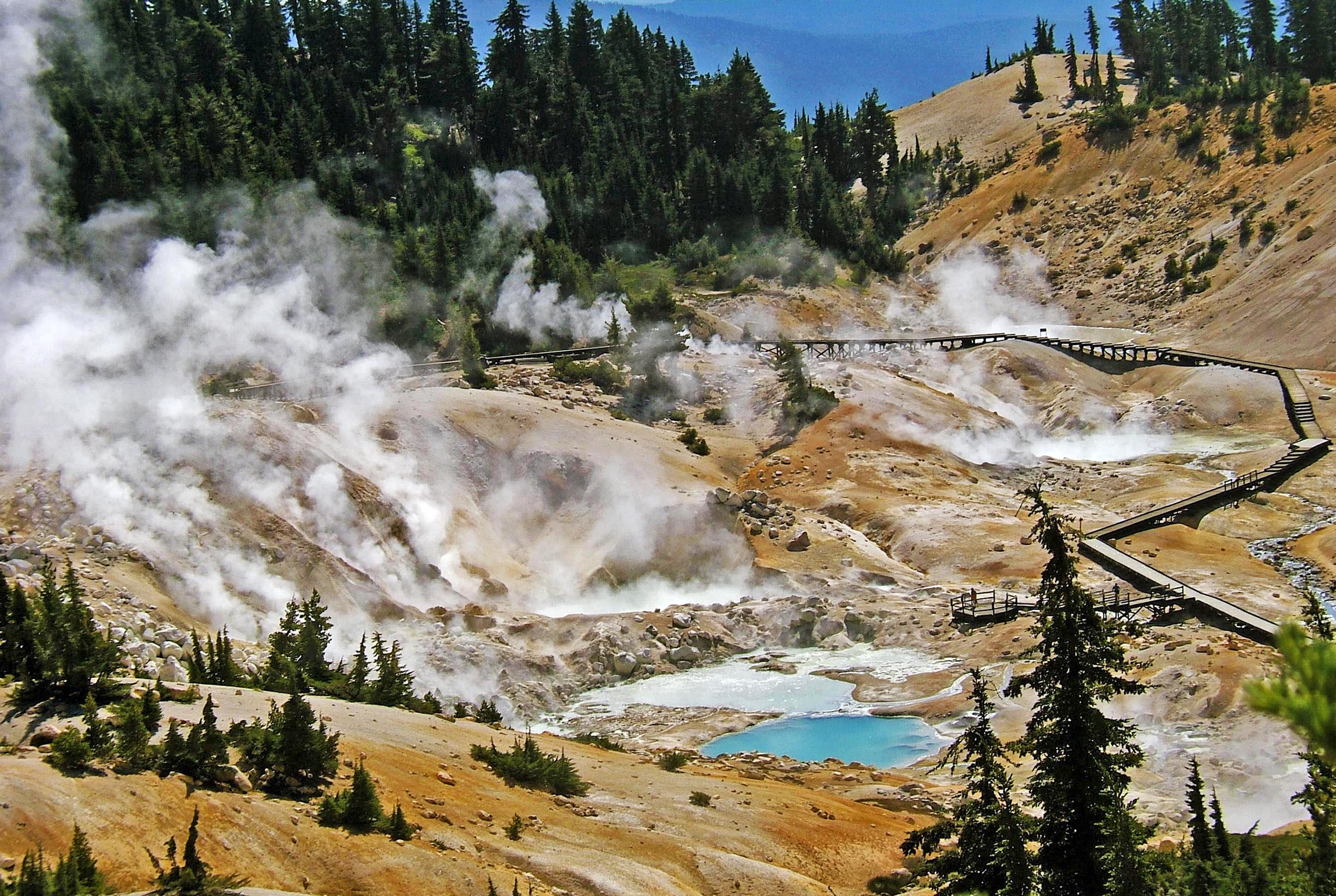 Bumpass Hell Hike in California Free Arenas