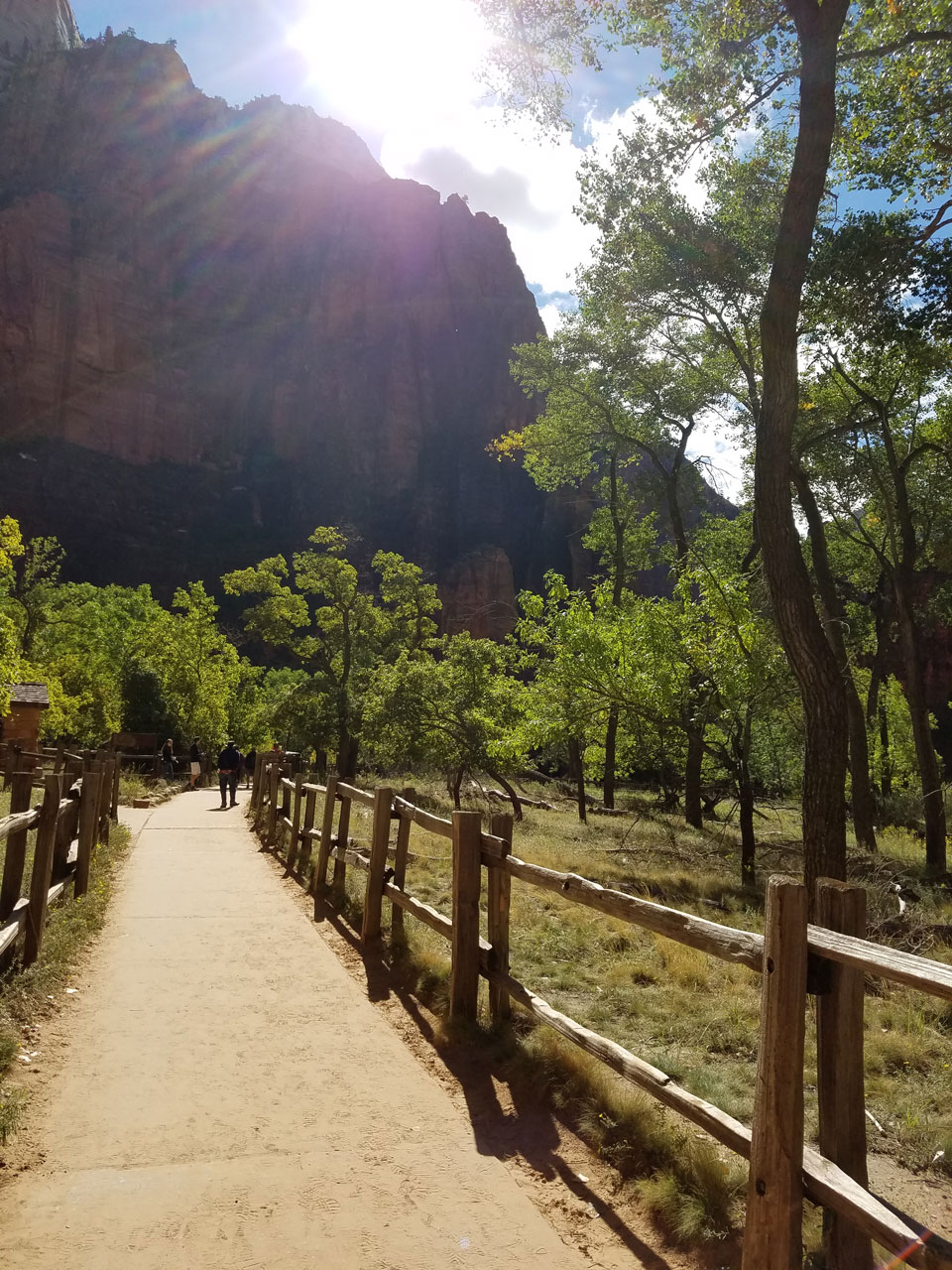 Riverside Walk Hike near Springdale, Utah Free Arenas