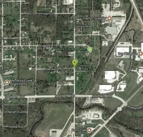 Disc Golf at Glenwood Park near Parsons, Kansas. Maps, directions, and reviews. In an arboretum. 2 ponds, a creek and natural and man-made obstacles add challenge. Play along an abandoned railway which offers some elevation....