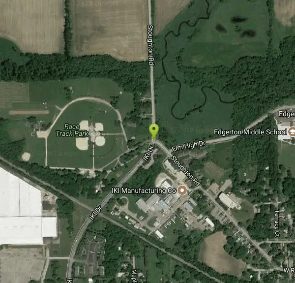 Disc Golf at Edgerton Disc Golf Course near Edgerton, Wisconsin. Maps, directions, and reviews. In a scenic park with mature trees and many other activities. Gently rolling terrain with sparsely wooded holes. Public (No Fee)