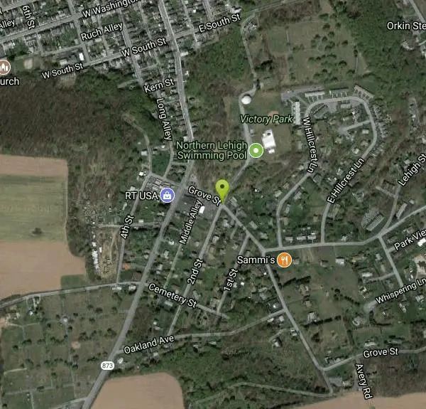 Disc Golf at Victory Park near Slatington, Pennsylvania. Maps, directions, and reviews. Good, challenging and short. Public (No Fee)