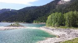 Upper Palisades Lake courtesy of Xiridion&nearr;
