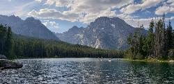 Mt. Moran and Boulder Island from Leigh Lake portage courtesy of endovereric↗