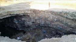 Cave at Eureka Cave near Mountain Home, Idaho. Maps, directions, and reviews. Eureka Cave is a lava tube. In other words, this was previously a tunnel for lava flows. There's a large hole to get into the cave. While climbing... (image: The hole)