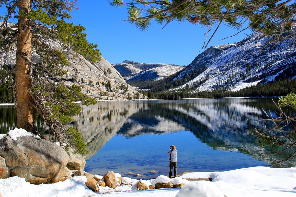Tenaya Lake Canoe Hike Kayak And Swim Near Yosemite Valley tenaya-lake-canoe-hike-kayak-and-swim-near-yosemite-valley