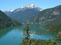 Diablo Lake from the Diablo Lake Overlook courtesy of Ron Clausen&nearr; (CC BY-SA 4.0&nearr;)