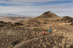 Antelope Island encompasses vast running trails courtesy of Brandon Flint↗