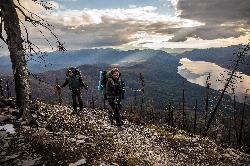 Above Lake McDonald near Apgar courtesy of GlacierNPS&nearr; (Public domain&nearr;)