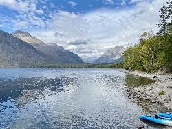Lake McDonald near Fish Creek courtesy of w_lemay&nearr; (CC BY-SA 2.0&nearr;)