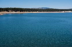 The reservoir shoreline in late summer courtesy of Bureau of Reclamation&nearr; (Public domain&nearr;)