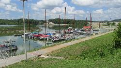 The marina on Paint Creek Lake, where fuel and dock rentals run seasonally. courtesy of Aesopposea&nearr; (CC BY-SA 3.0&nearr;)