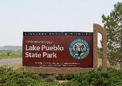 Park entrance sign for Lake Pueblo State Park, the land manager for Kestrel Pond. courtesy of Jeffrey Beall&nearr; (CC BY 4.0&nearr;)