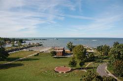 Looking north across the park grounds to the harbor entrance and the breakwaters courtesy of Ralf Peter Reimann&nearr; (CC BY-SA 2.0&nearr;)