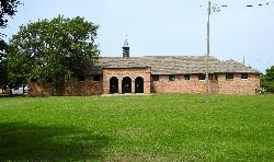 The brick bath house and pavilion serving the day use beach area courtesy of Mark Holloway&nearr; (CC BY 2.0&nearr;)