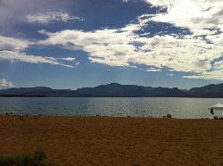 Summer afternoon on Nevada Beach looking toward the west shore. courtesy of Noah_Loverbear&nearr; (CC BY-SA 3.0&nearr;)