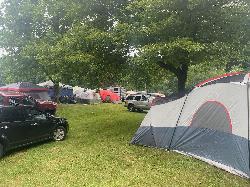 A campsite in the Atwood Lake Park campground, photographed during the Alive festival courtesy of Bebrophy&nearr; (CC BY-SA 4.0&nearr;)