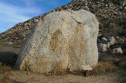 Pictograph rock in Lake Perris SRA courtesy of Marshall Astor&nearr; (CC BY-SA 2.0&nearr;)