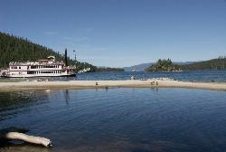 A Lake Tahoe paddle-wheel boat turning off the sand spit at the head of Emerald Bay. courtesy of Annette Teng&nearr; (CC BY 3.0&nearr;)