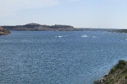 Personal watercraft crossing the open water of Starvation Reservoir on a June day. courtesy of Chris Light&nearr; (CC BY-SA 4.0&nearr;)