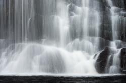 Youngs River Falls on the Youngs River in Clatsop County. courtesy of Gary Halvorson, Oregon State Archives&nearr; (CC BY 4.0&nearr;)