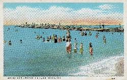 Swimmers at Walnut Beach on a 1933 postcard. courtesy of Ashtabula Archive&nearr; (Public domain&nearr;)
