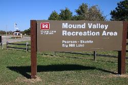Entrance sign for the Mound Valley Recreation Area at Pearson-Skubitz Big Hill Lake. courtesy of usacetulsa&nearr; (CC BY 2.0&nearr;)