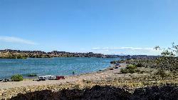 Senator Wash Reservoir seen from the road above the South Shore. courtesy of CK1K3RA&nearr; (CC0&nearr;)